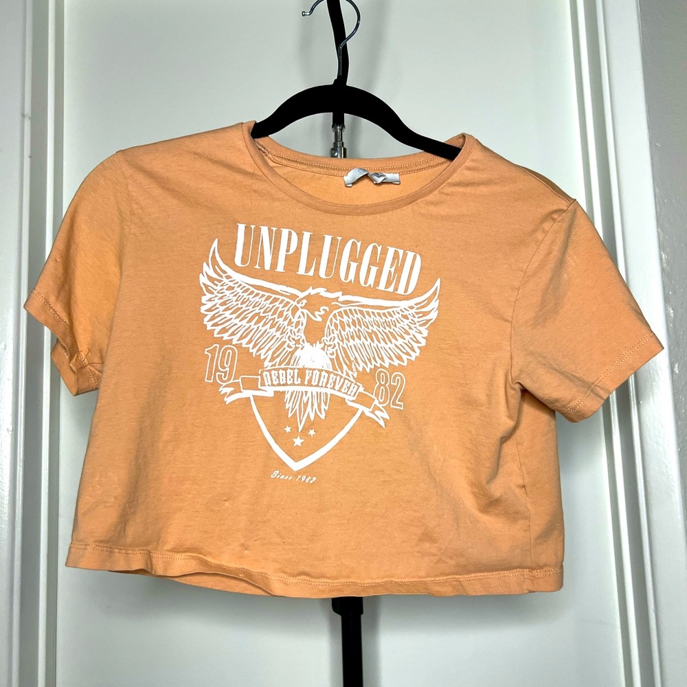 Woman’s crop t shirt